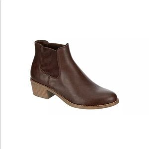 Womens Brown Boot 6.5